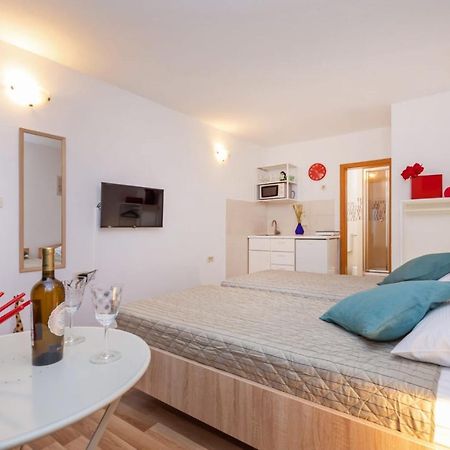 Bis Studio Apartment 3 ドゥブロブニク エクステリア 写真