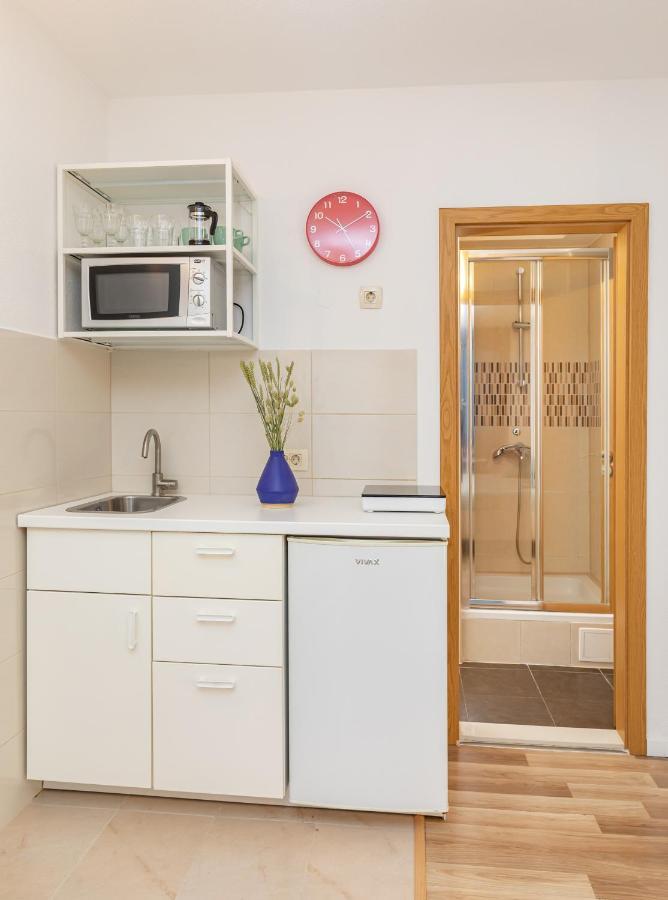 Bis Studio Apartment 3 ドゥブロブニク エクステリア 写真