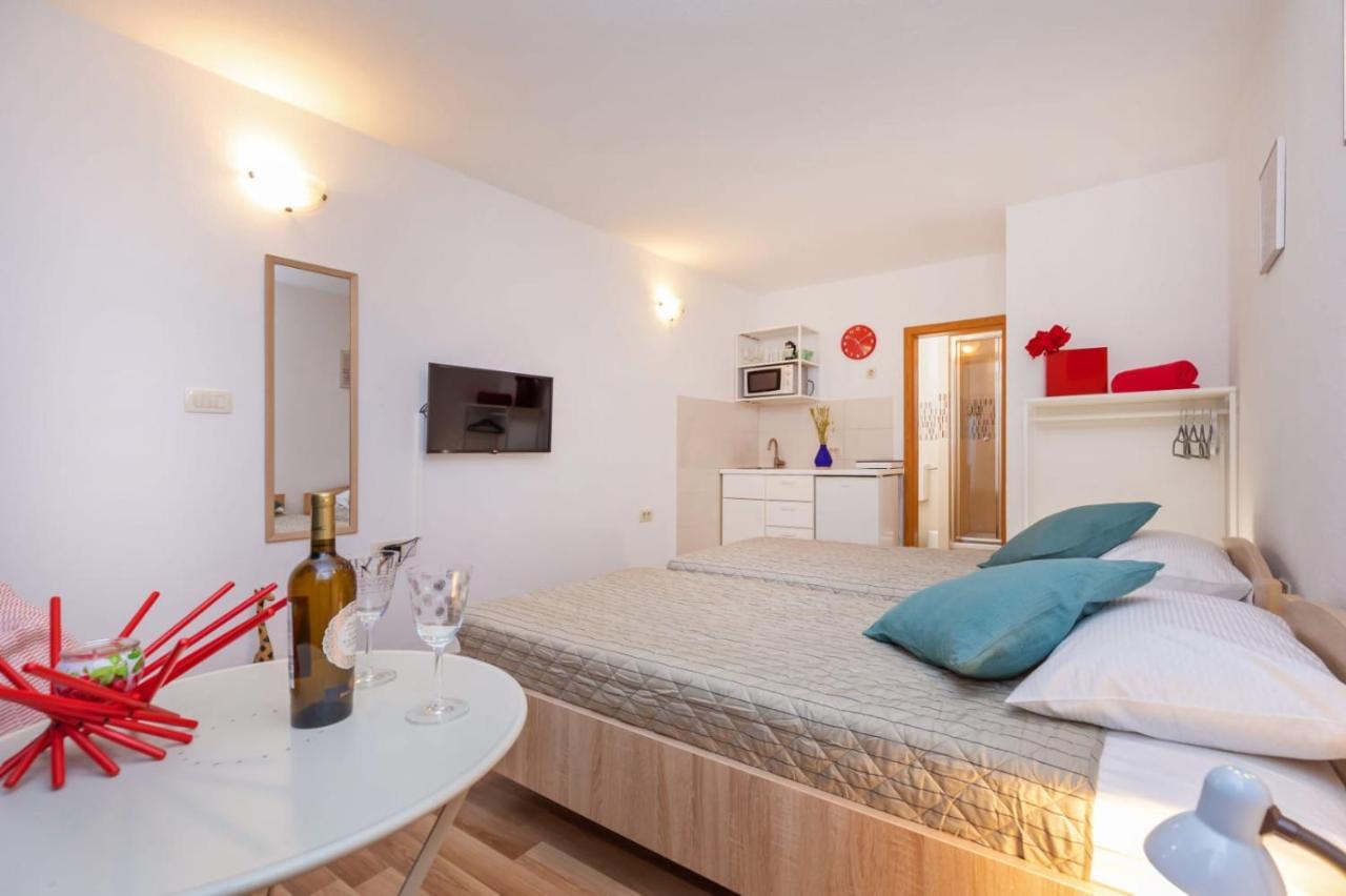 Bis Studio Apartment 3 ドゥブロブニク エクステリア 写真