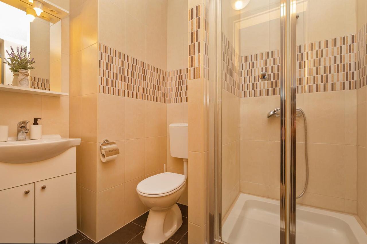 Bis Studio Apartment 3 ドゥブロブニク エクステリア 写真